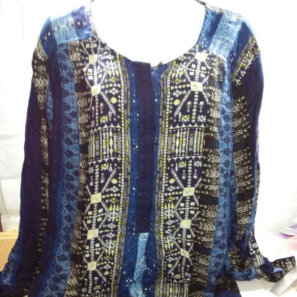 9 West Ladies Blue Print Top , XXL